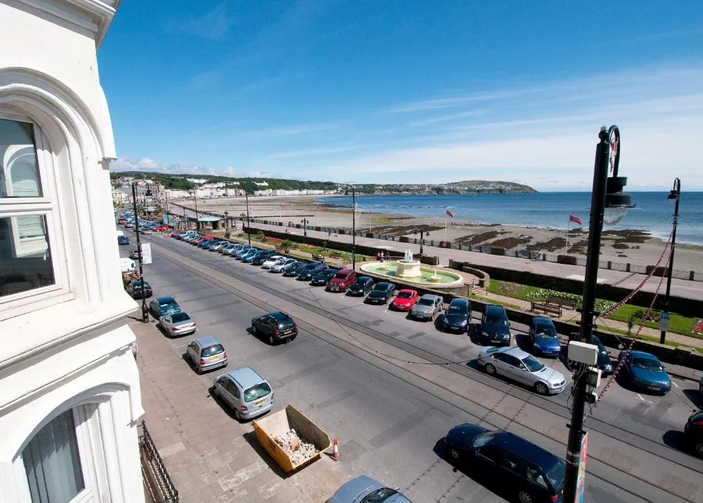 Cunard Apartments - Photo 3