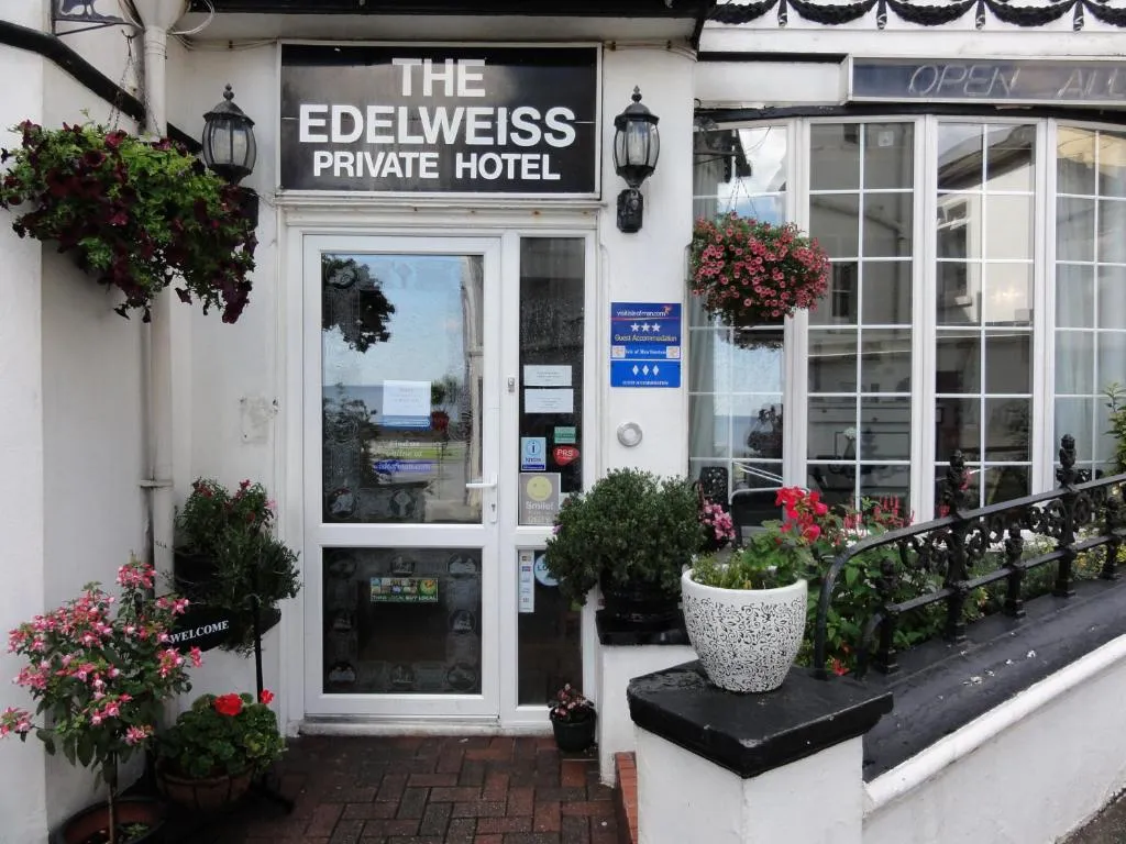 Edelweiss Guest House - Photo 3