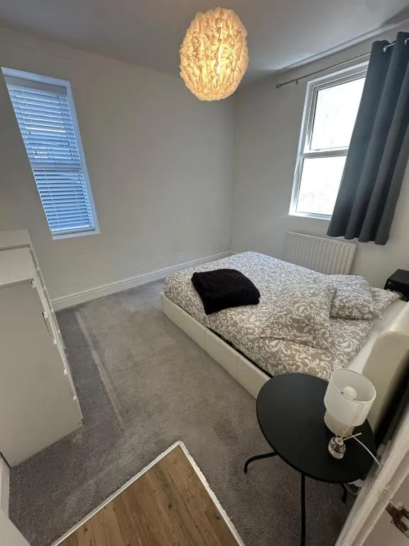 Modern 2-Bedroom Apartment - Heart of Douglas - Photo 5