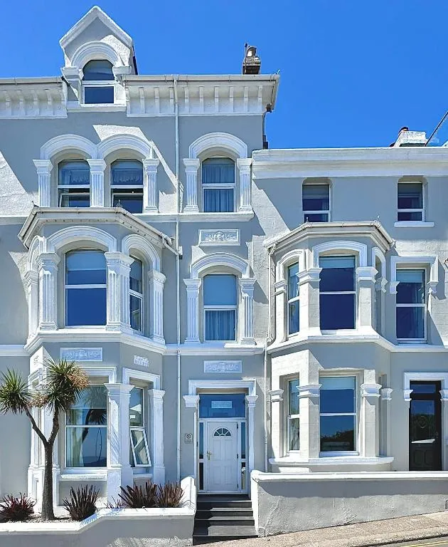 Promenade House