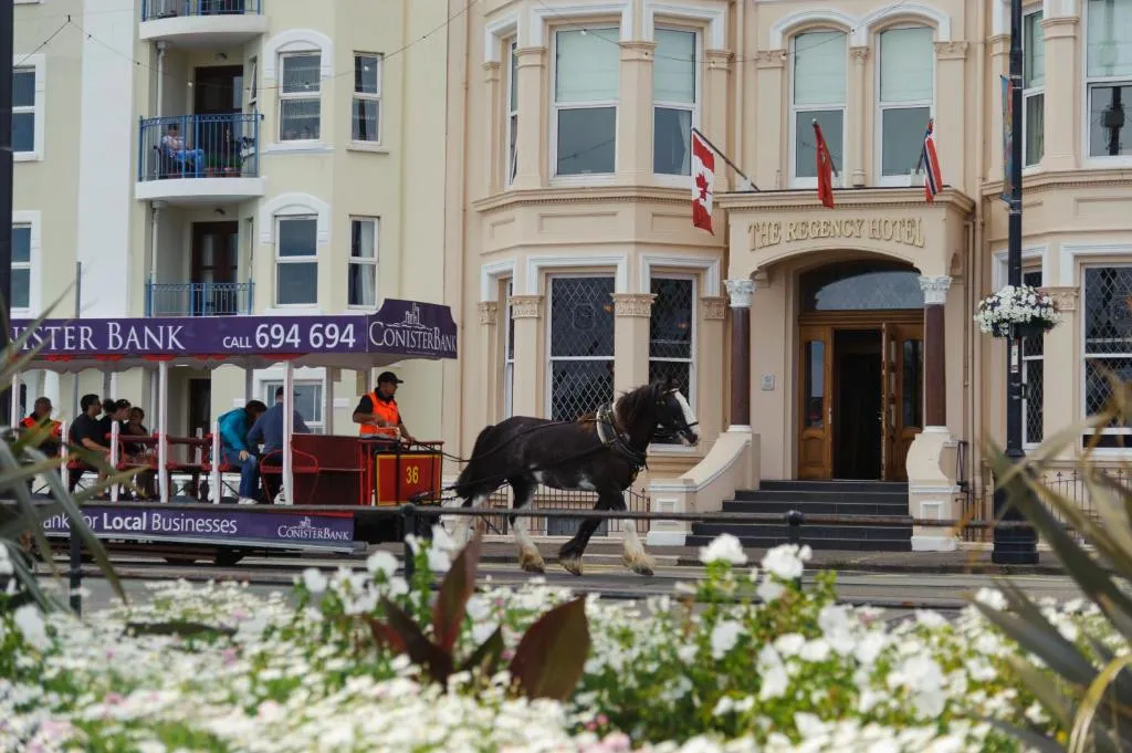 Regency Hotel - Photo 2