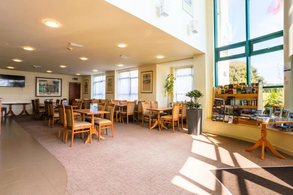Sefton Express Hotel - Photo 5
