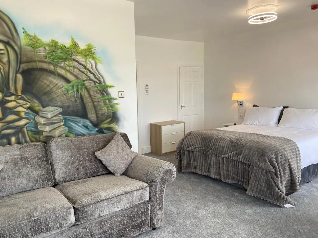 Serenity Suites - Photo 5