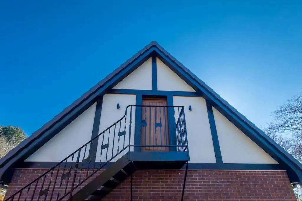 Stoneyloft Modern Apartment in Glen Vine