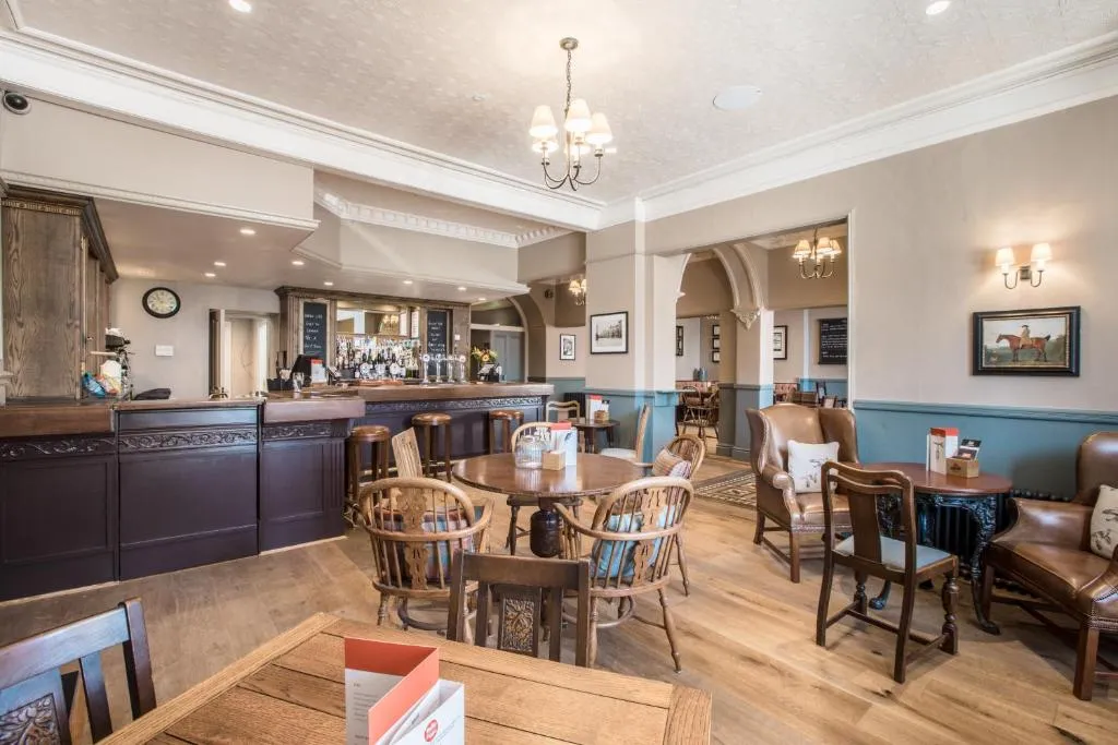 The George - Castletown Isle of Man - Photo 4