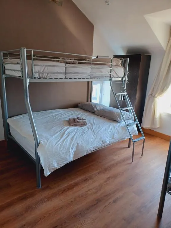 Voyage Hostel - Beds & Ensuite Family Rooms with shared kitchen - Photo 3