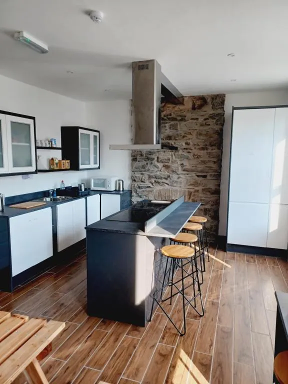Voyage Hostel - Beds & Ensuite Family Rooms with shared kitchen - Photo 4